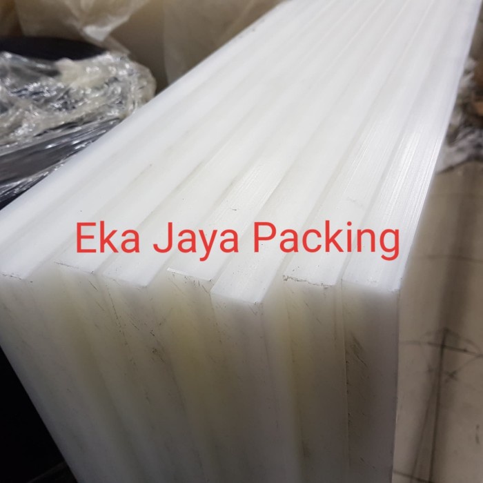 

NYLON PE 3MM LEMBARAN ( POLYETHYLENE SHEET / HDPE PLATE )