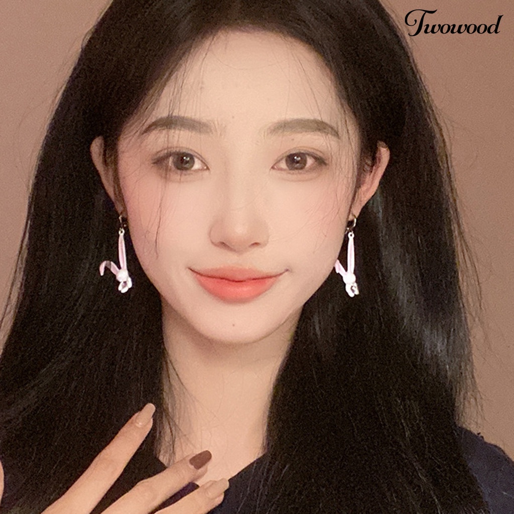 Twowood 1pasang Anting Menjuntai Manis Hias Berlian Imitasi Korea Kartun Kelinci Kepribadian Piercing Earrings Perhiasan Aksesori