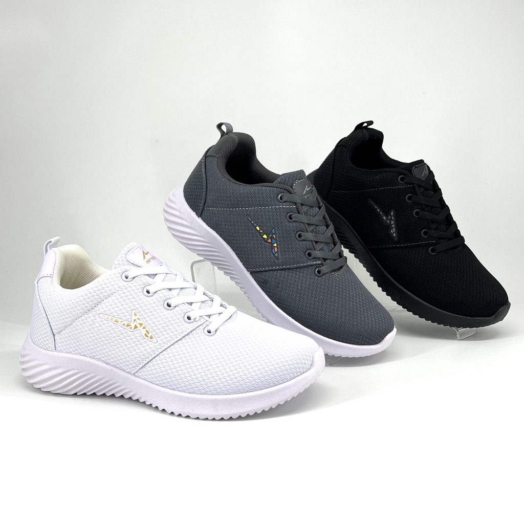 SEPATU SNEAKERS TALI / SEPATU SPORT PRIA ANDO TIVO / TRICKS (39-43)