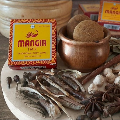 NEW PRODUCT)>>> LULUR MANGIR JMK ( ASLI  WARISAN NYONYA MENEER SEJAK 1919 ) Body Scrub EXP 2024
