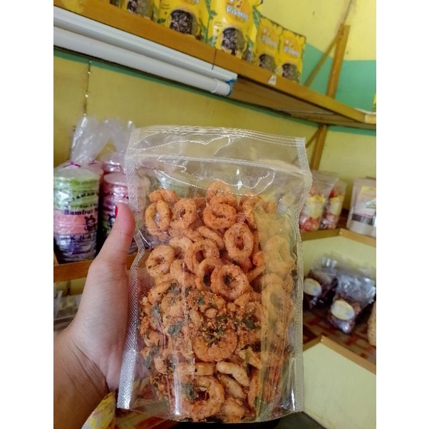 

PROMO cemilan pedas / kelanting udnag pesas/ kelanting tumbar pedas