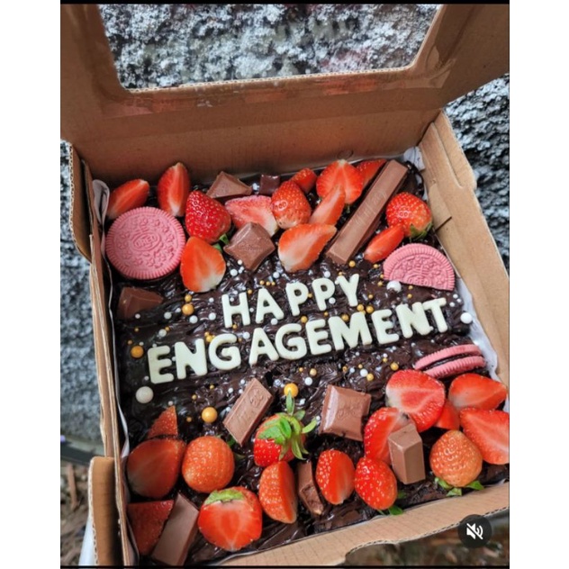 

Fudgy brownies Strawberry