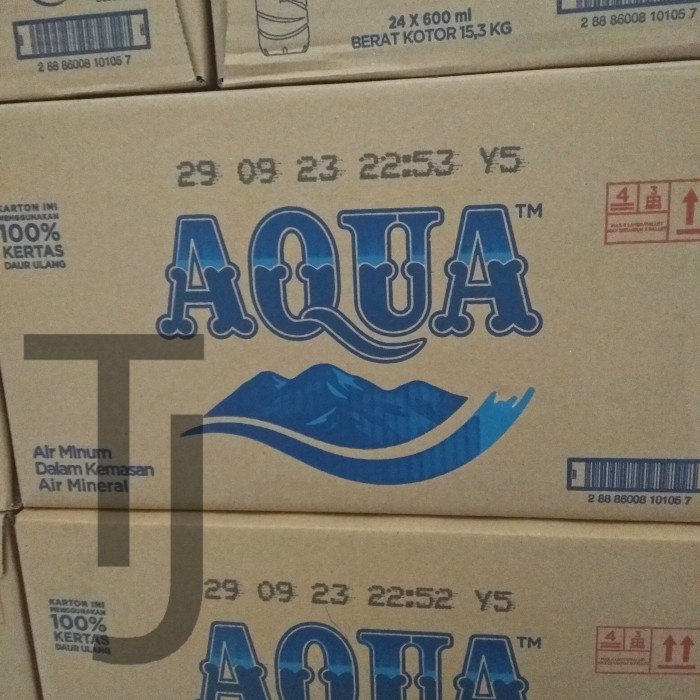 

Aqua Botol 600ml - DUS