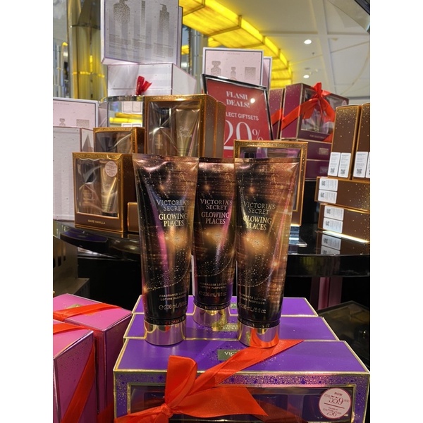 victoria’s secret glowing places body lotion