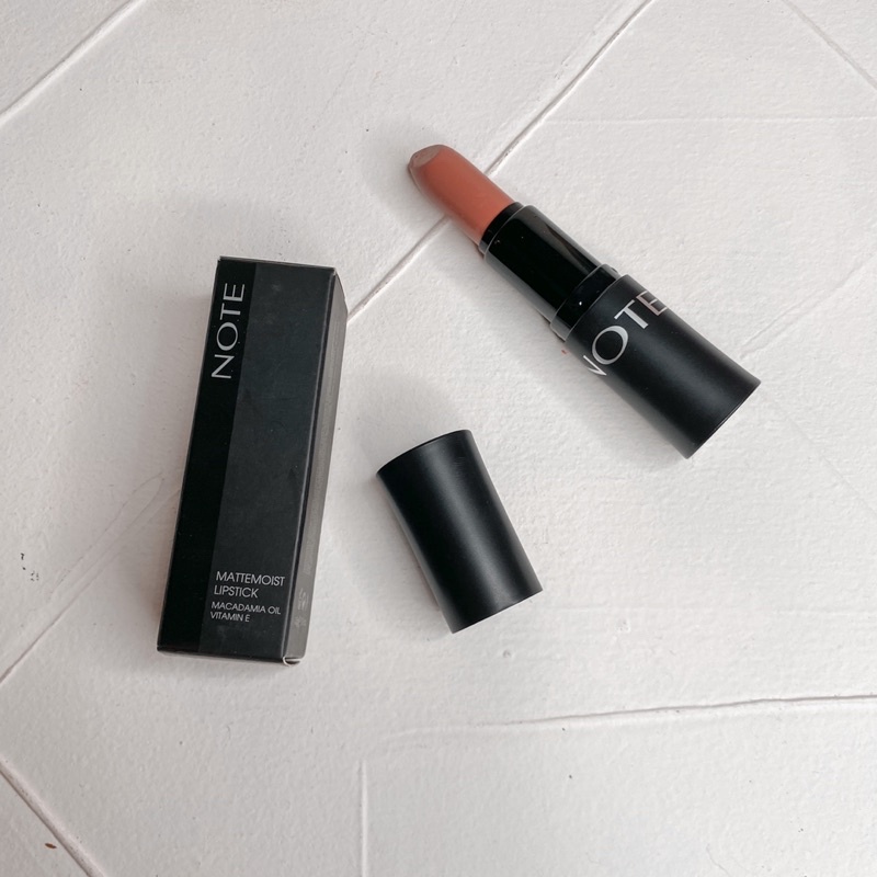 Note Cosmetics Mattemoist Lipstick