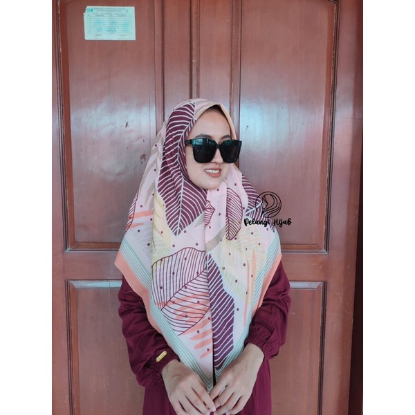 HIJAB KONDANGAN ELISA/ JILBAB SEGI EMPAT MOTIF DAUN JATI
