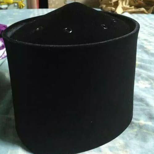 Peci uje bludru hitam tinggi 12 cm ukuran 5-9 cm