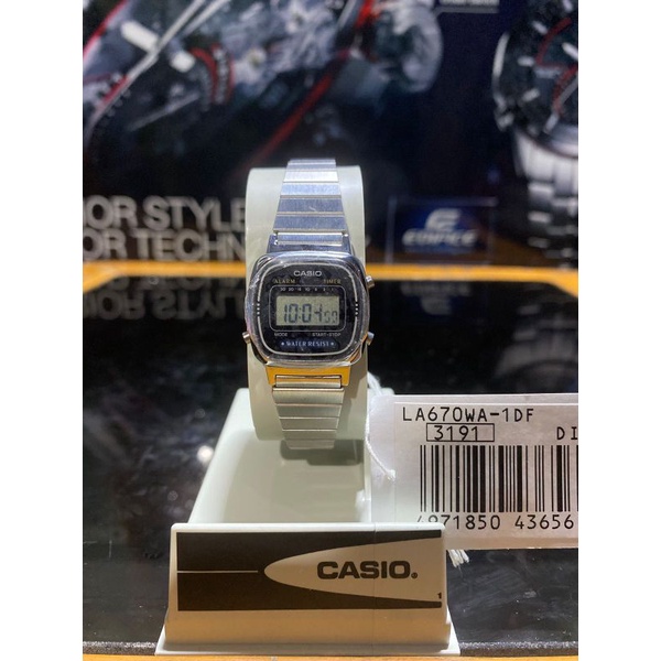 Jam Tangan Wanita Casio LA670WA-1D Digital Dial Stainless Steel Band