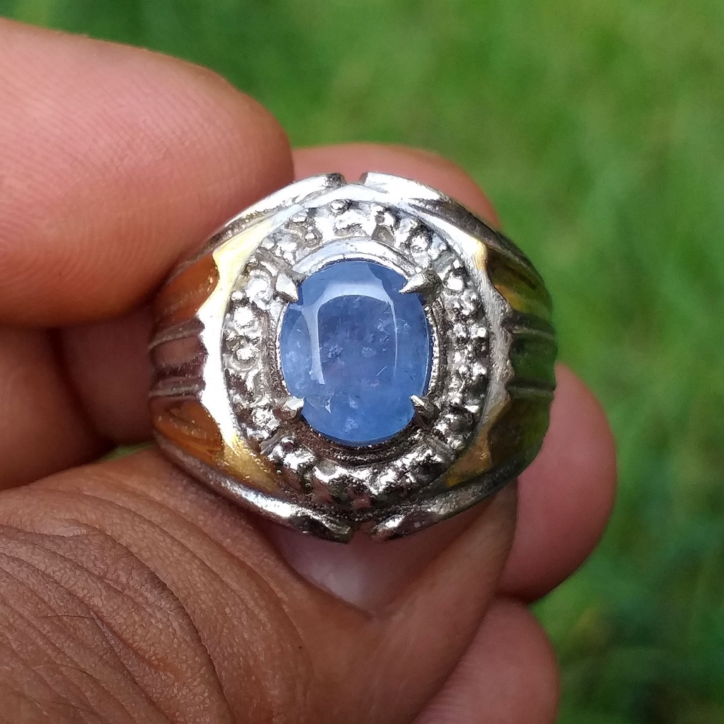 Batu Mulia Natural Light Blue Sapphire Tanzania 2 ct Murmer Ring Mewah