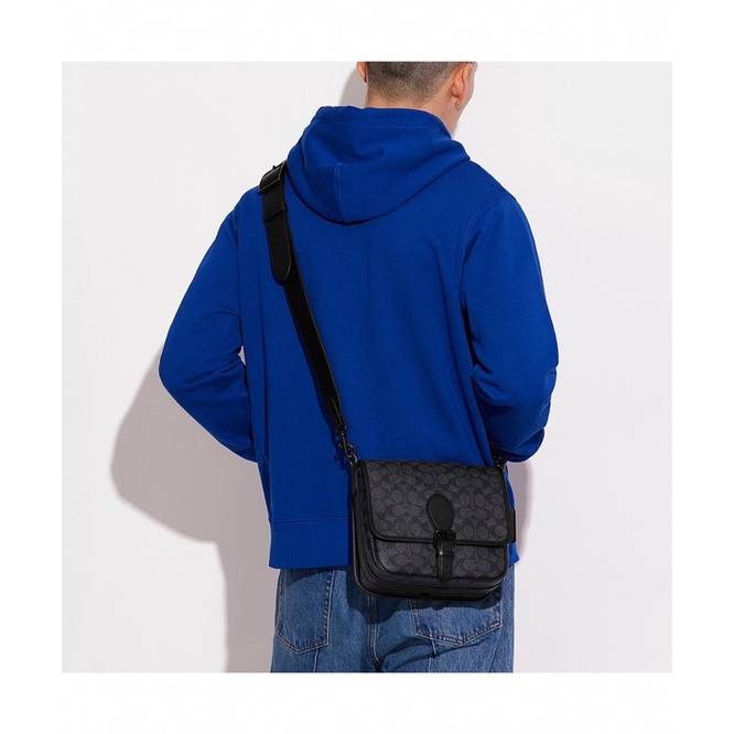 Coach Frankie Crossbody In Signature Canvas (CD877)