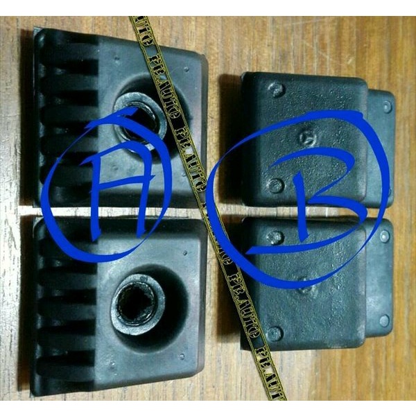 Karet Mounting Bagasi W124 Sparepart Mercy