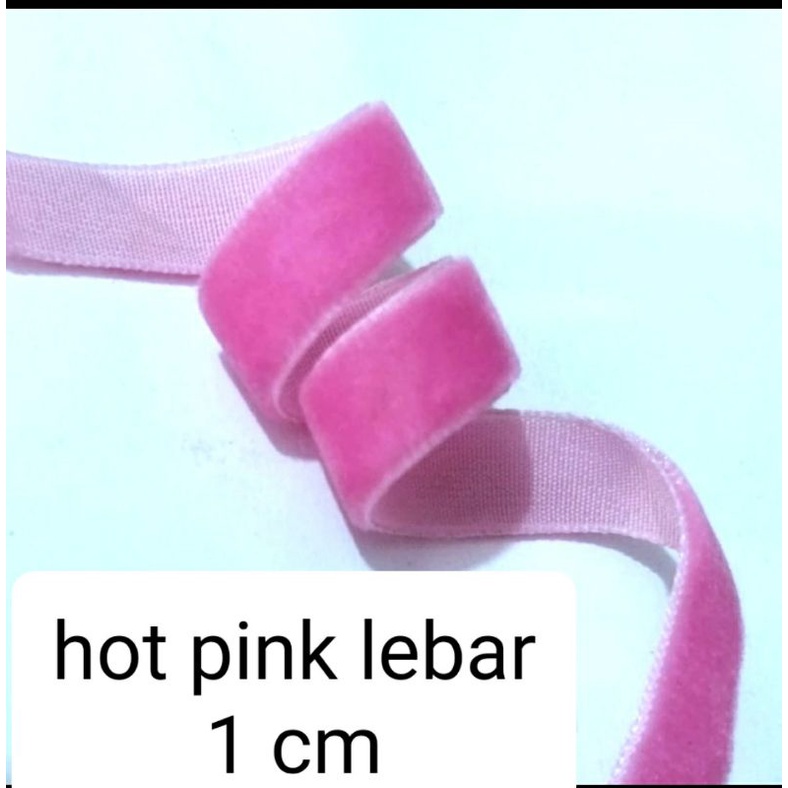 

per meter,pita bludru warna hot pink lebar 1 cm