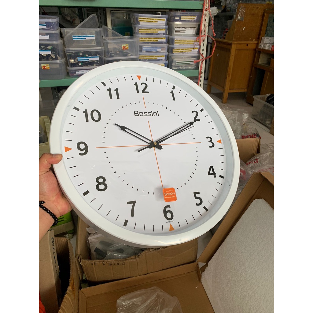 jam Dinding Besar Bossini Putih Minimalis besar 45CM