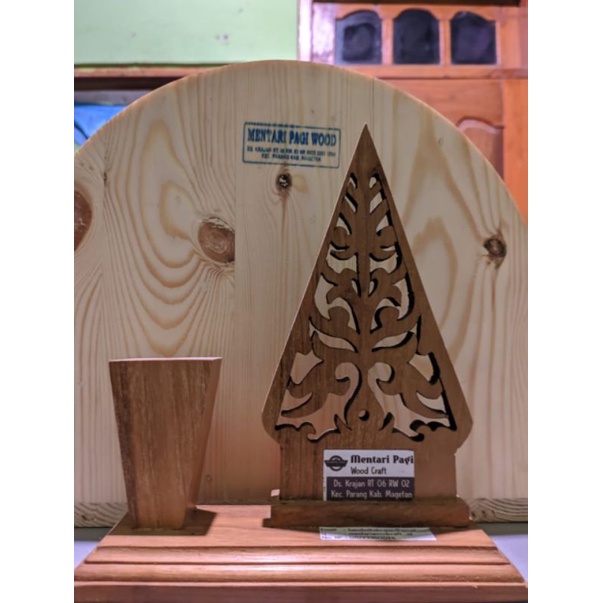 

tempat pulpen gunungan ukir kayu jati