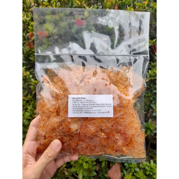 

Keripik Kaca Pedas Daun Jeruk