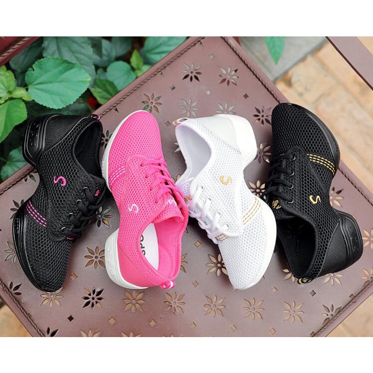 Sepatu Sport Line Dance