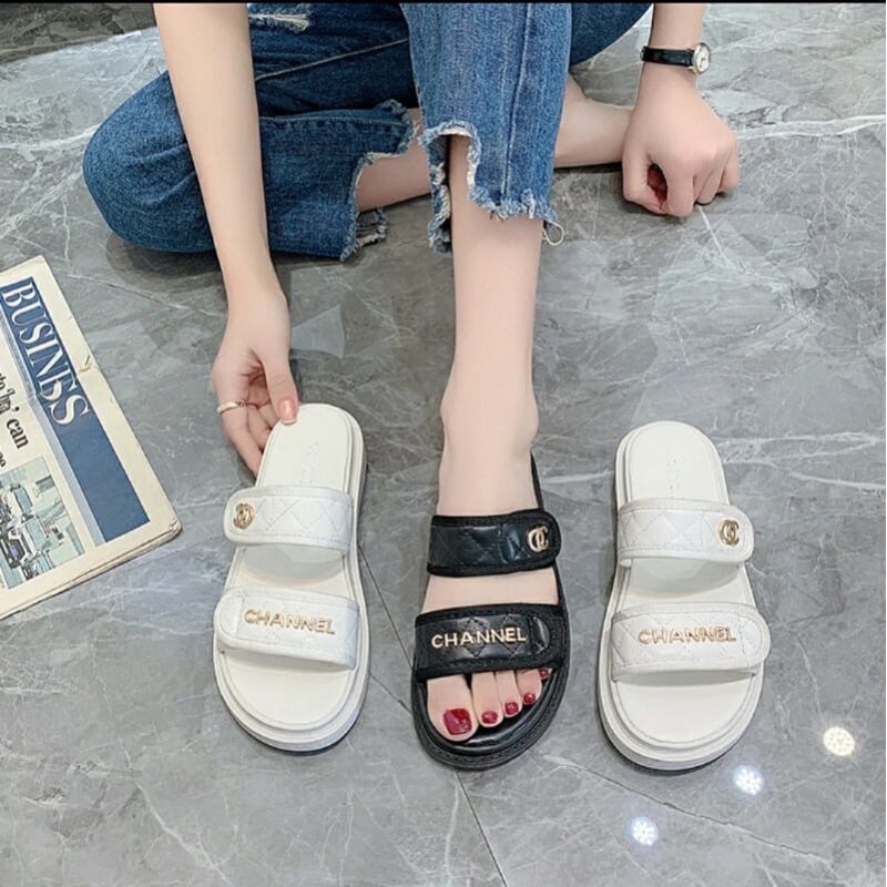 DM 16 SANDAL KEKINIAN