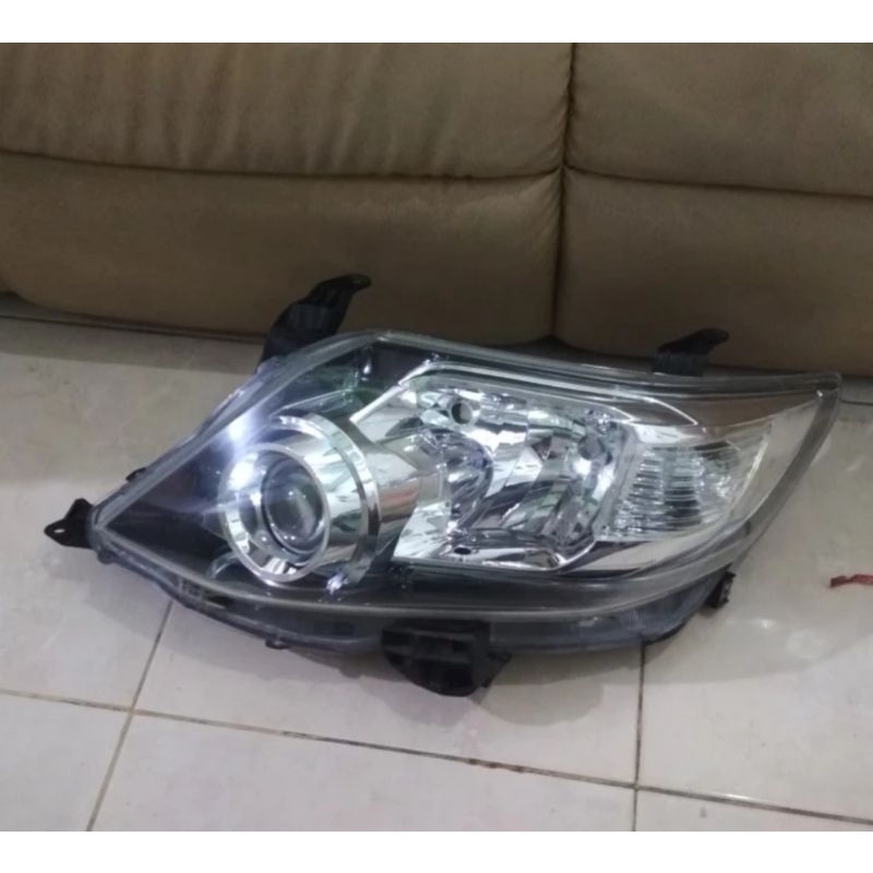headlamp toyota grand fortuner 2014 2015 original