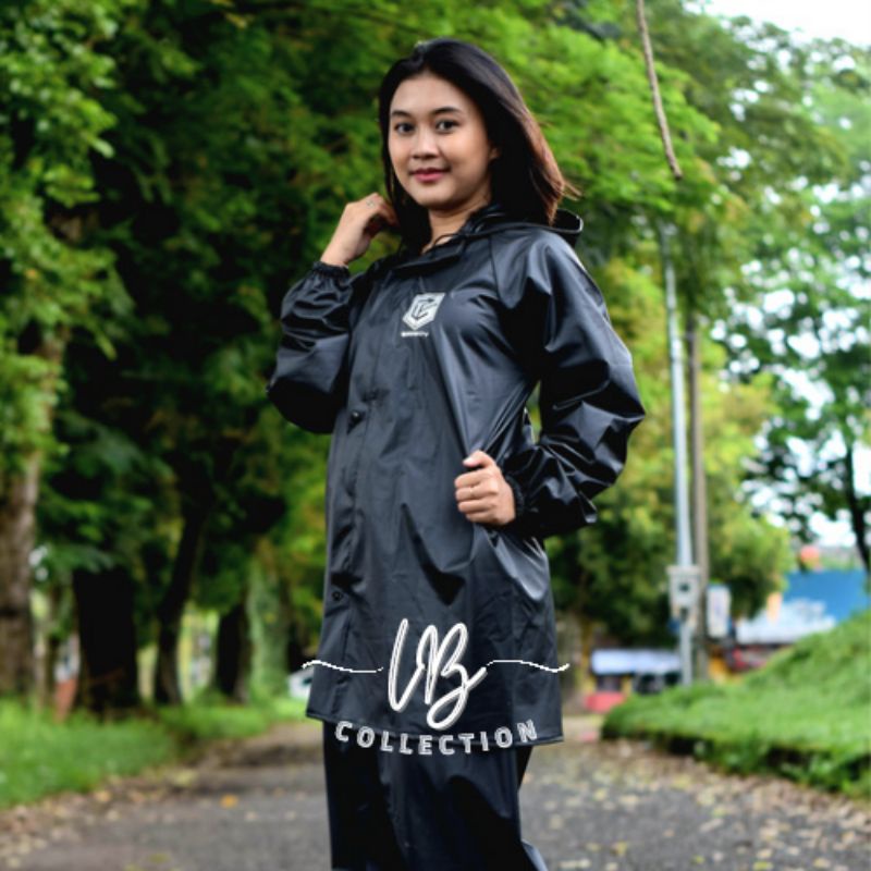 JAS HUJAN, RAINCOAT MANTEL Pria dan Wanita BY GRAVITY Bahan PVC 025 Tebal Anti Rembes