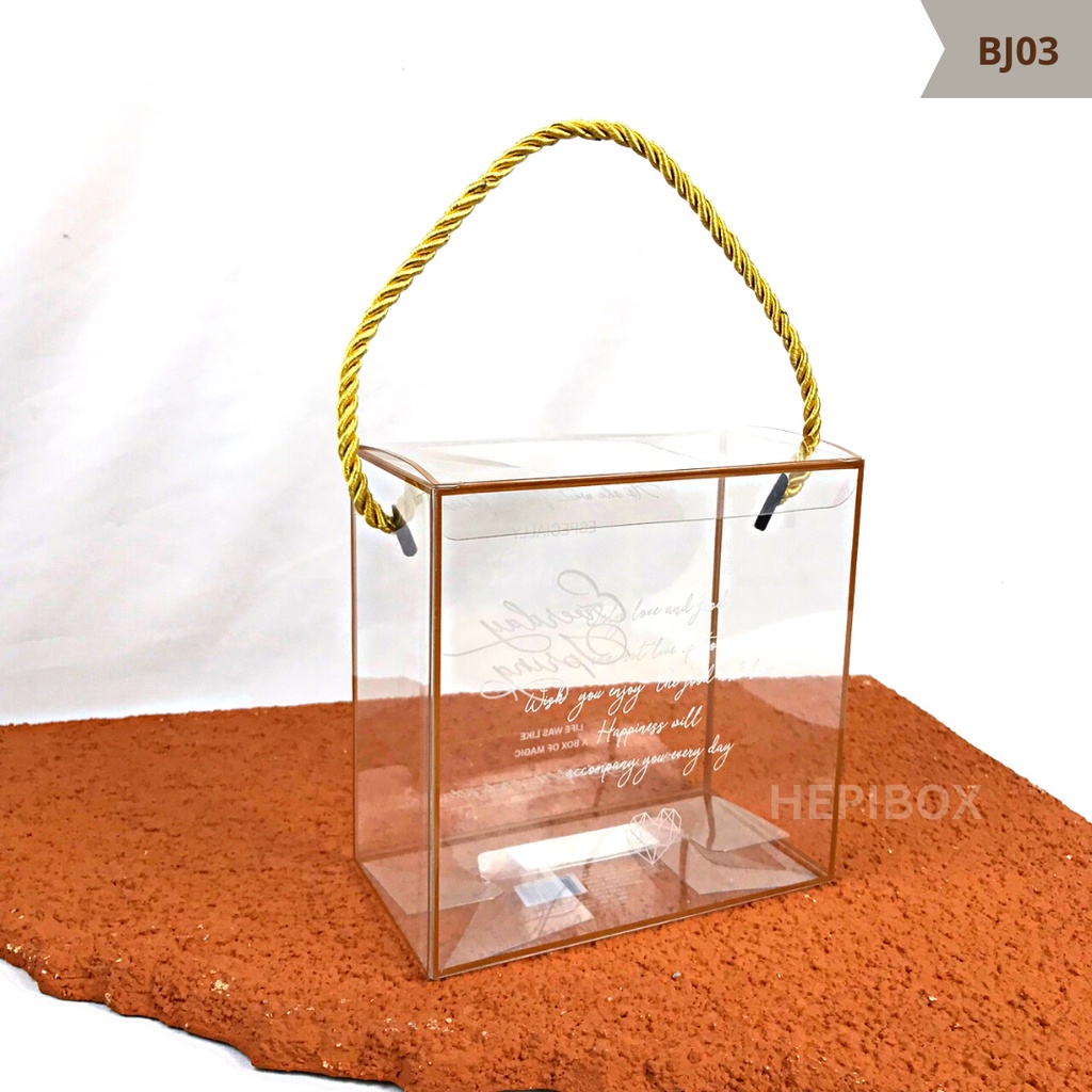 

Box Mika Jinjing Tali Ukuran 14x7x14cm / Box Hampers / Souvenir / Gift / Packaging Handle Tali | BJ03