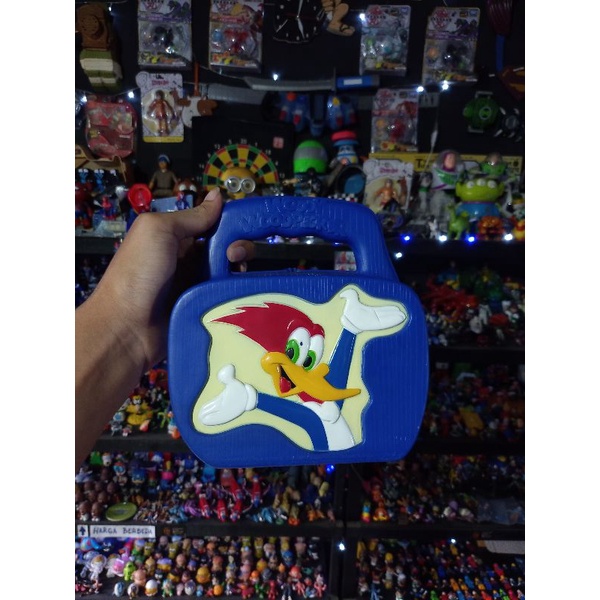 Box Woody Woodpecker