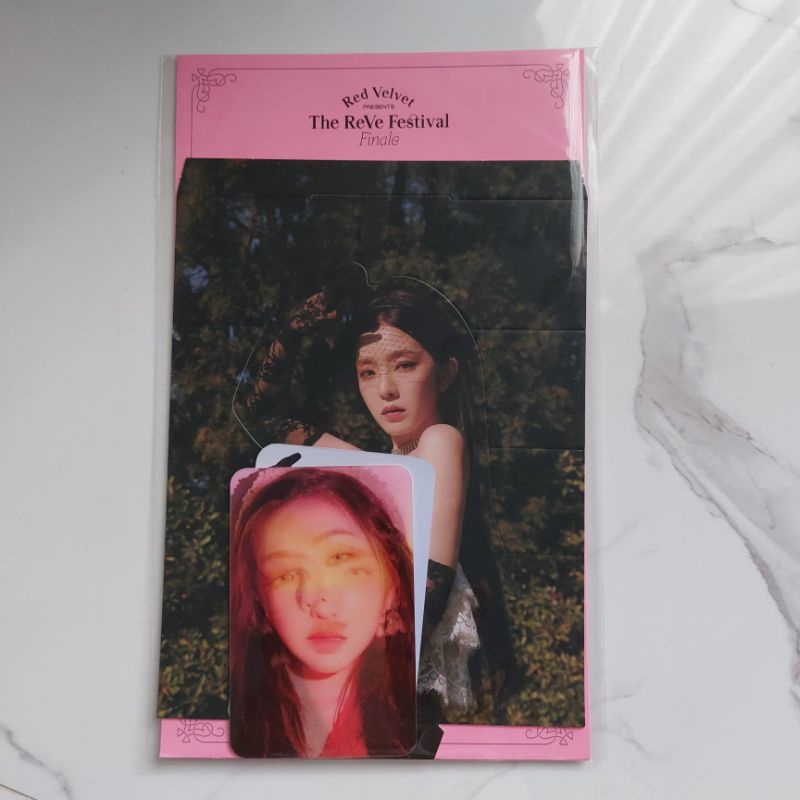 HOLO FINALE IRENE RED VELVET SEALED