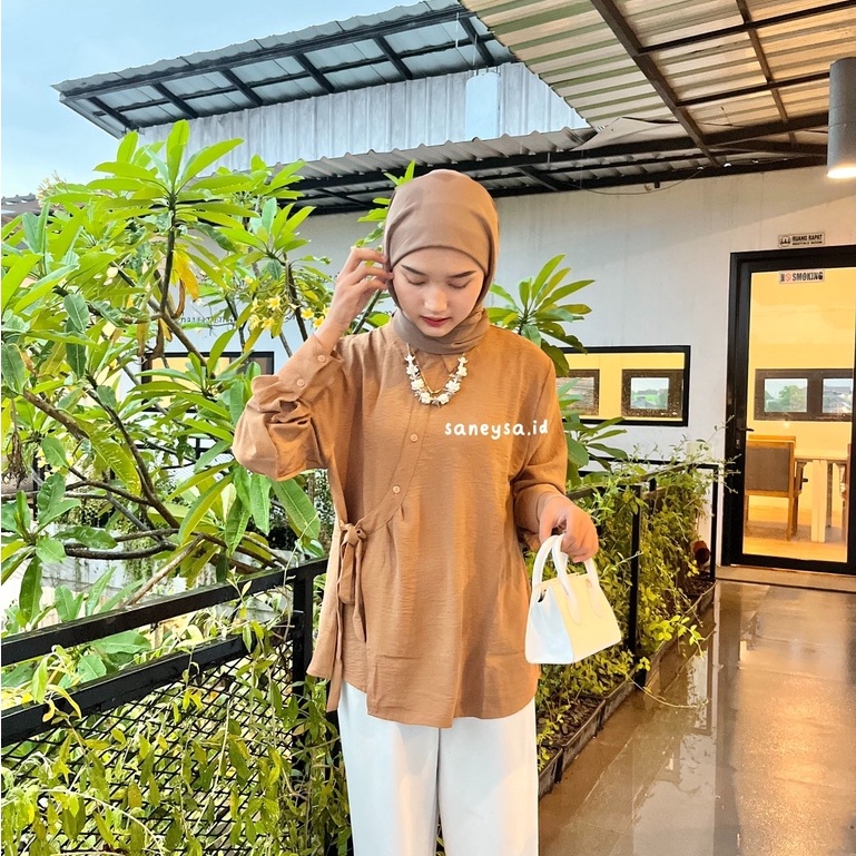 Hela Top Blouse Crinkle Kemeja Wanita Kekinian - Atasan Wanita Crinkle Airflow - Atasan Wanita Lengan Panjang - Blouse Tali Samping - Kemeja Basic - Ghina Top Crinkle