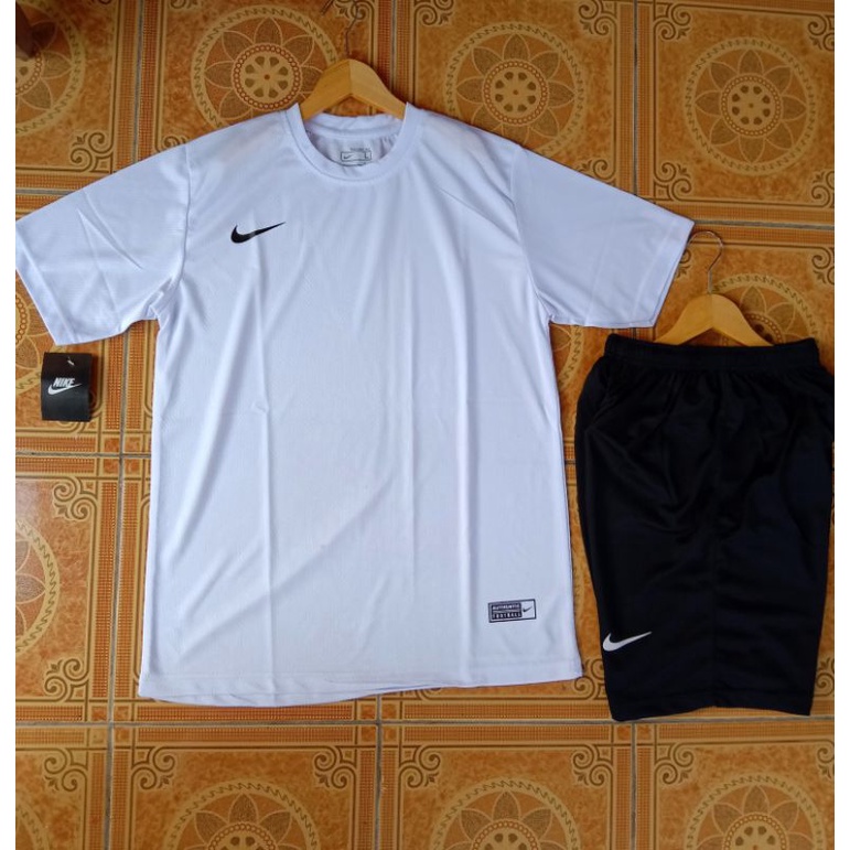 Baju Bola Futsal  Badminton bulutangkis jogging senam lari volly voly Jersey Jersy jersi  Pria cowok