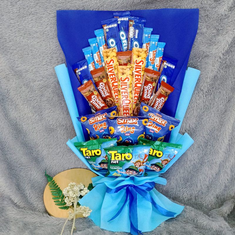 

buket biru coklat Silverqueen 3 Snack besar cantik