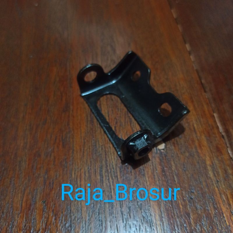 Hinge Seat/Besi Plat Engsel Jok Depan Only Honda Supra X 125 Helm in Karburator Karbu/Supra X125 Hel