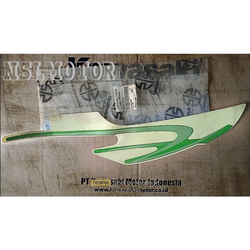 STIKER FAIRING KANAN NINJA RR HIJAU 150 2010-2011 ORI KAWASAKI A