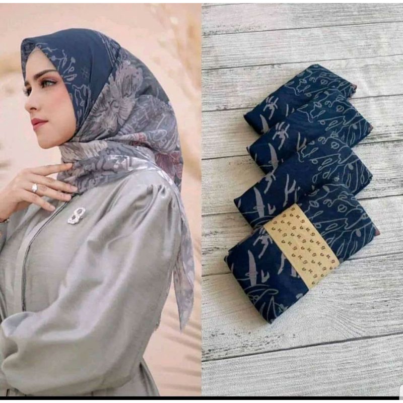 HIJAB SEGIEMPAT Voal Denay Premium Lacer Cut by  Elnida