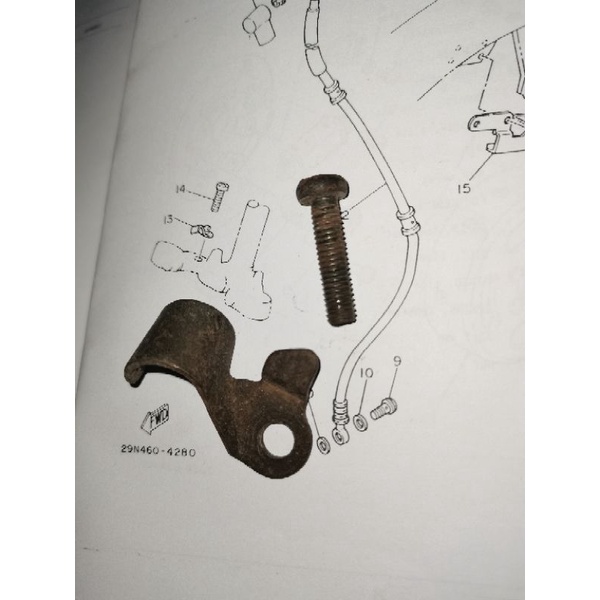 1V1-25875-00 BRAKE HOSE 1 HOLDER KLEM SLANG REM DEPAN RX KING ORIGINAL BRENGKET SLANG REM DEPAN RX K