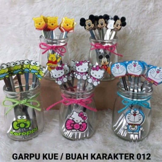 TUSUKAN KUE KEROPI / TUSUKAN BUAH KEROPI / GARPU KUE KEROPI / GARPU KEROPI / GARPU HELLOKITTY / GARP