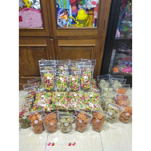 

Rengginang Teri Rainbow Unyil Gurih 500 gram (Mentah)