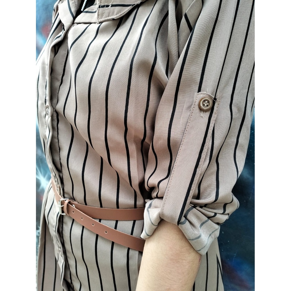 CLEARANCE SALE - Mikhayla Tunik Wanita Motif Salur [FREE BELT] Bahan Monalisa Premium Baju Atasan Wanita Panjang Busui Friendly Kancing Depan Kekinian Tunik Perempuan Dewasa Terbaru 2022