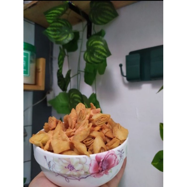 

[OPEN PRE ORDER] KERIPANG (Keripik Pangsit)