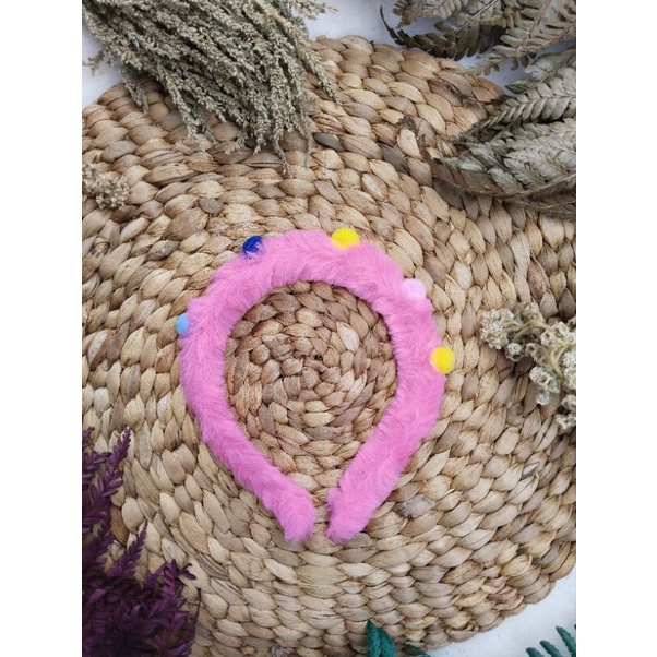 Bando Bulu Pompom Bisa Pilih Warna Aksesoris Rambut Perempuan