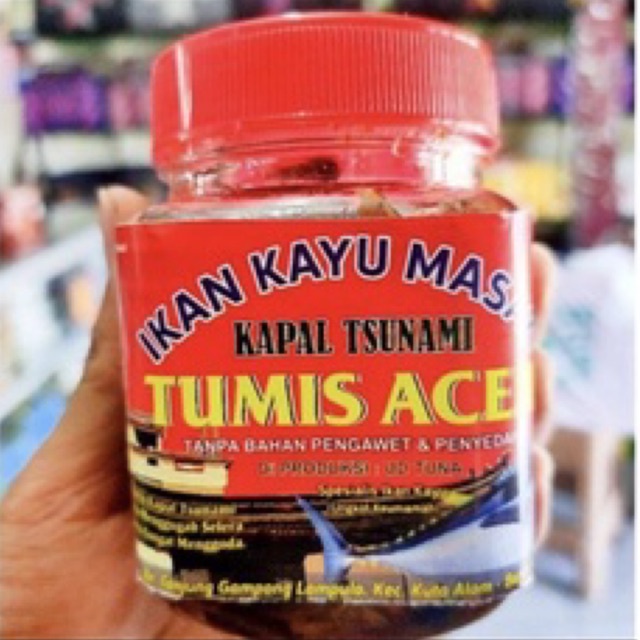 

ikan kayu masak tumis khas Aceh / keumamah