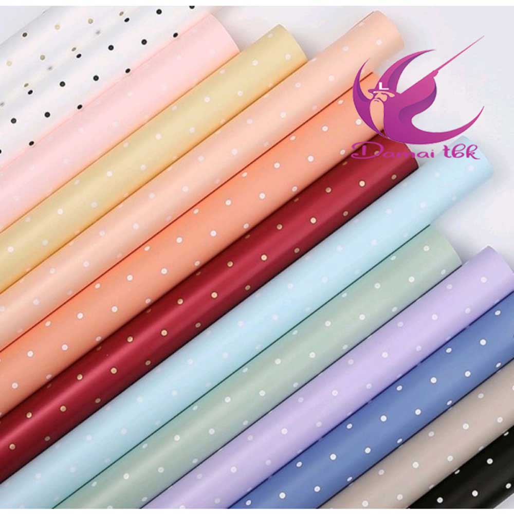 

5 Lembar Flower Wrapping Paper Small Polkadot Cellophane Kertas Buket Motif Polkadot Kecil