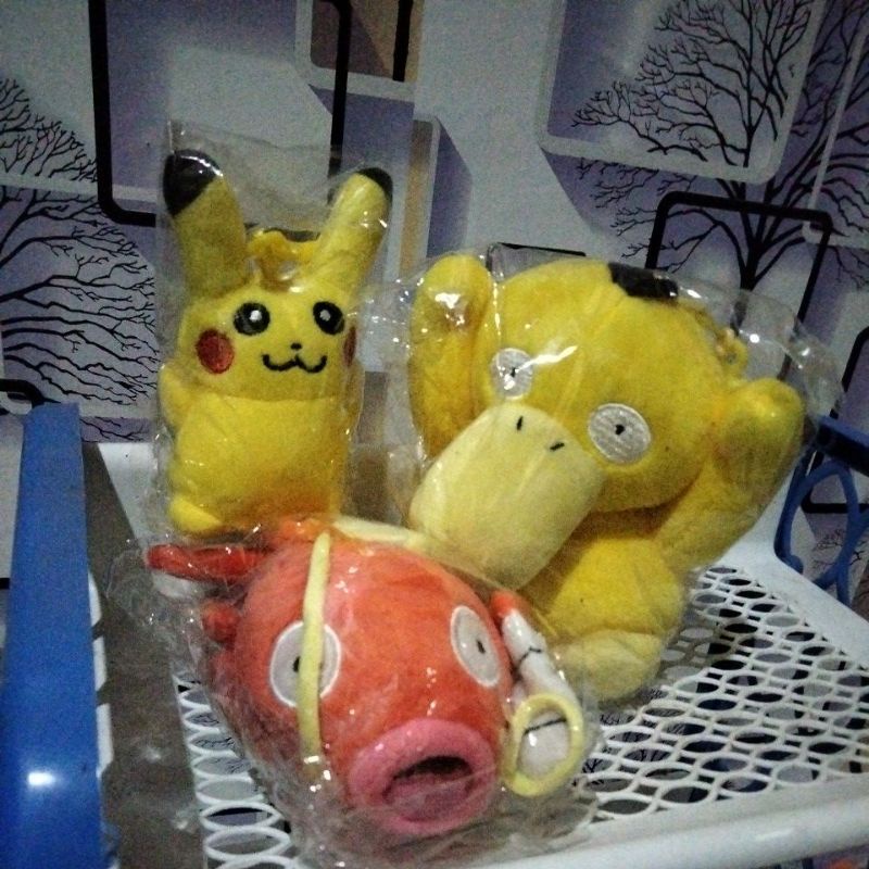 ganci boneka kecil gantung kunci pokemon poke ikan lele duck bebek pika pikachu