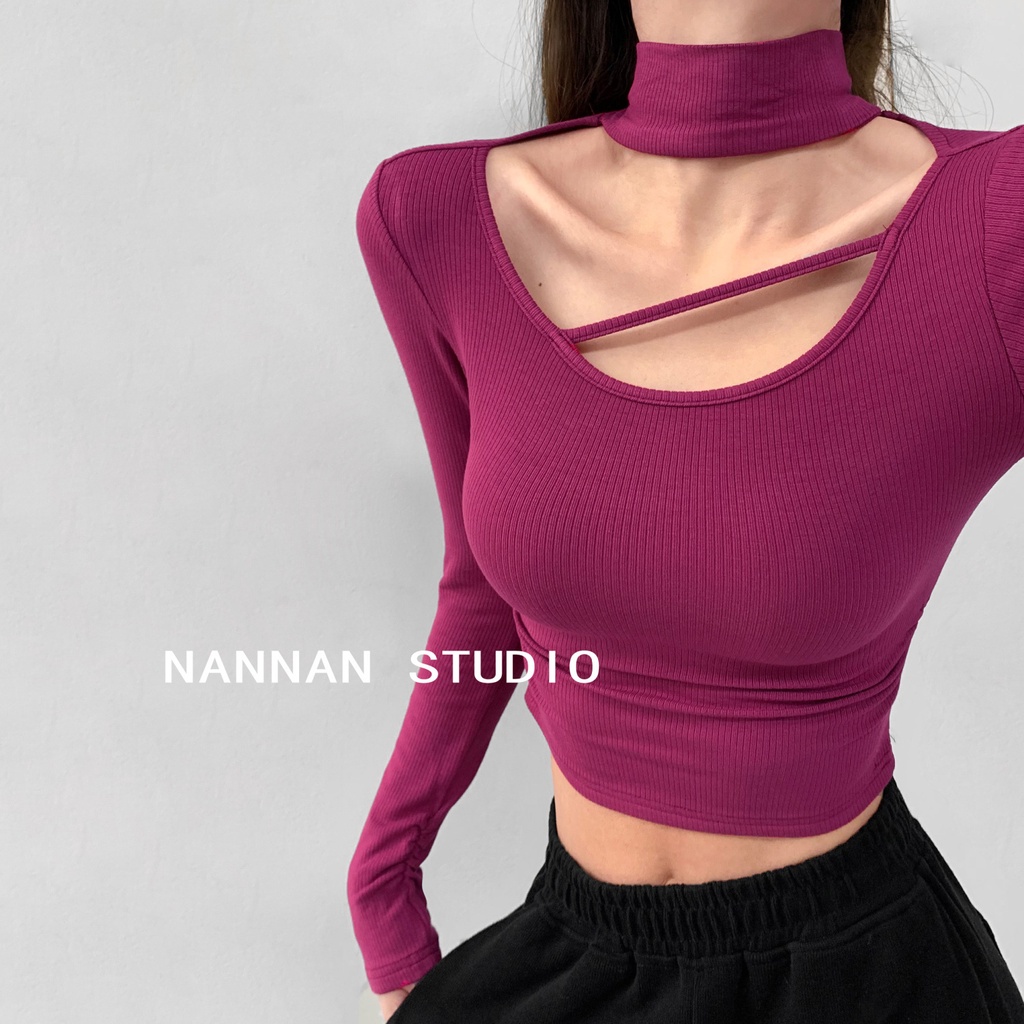 ☇◇﹊Suhao dilubangi kerah tinggi terkena tulang selangka self-budidaya bottoming kemeja wanita musim gugur dan musim dingin bagian dalam rajutan sweater pendek bagian licik gadis panas lengan panjang t-shirt