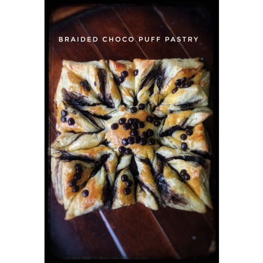 

braided puff pastry filling dark coklat choco oleh-oleh makanan