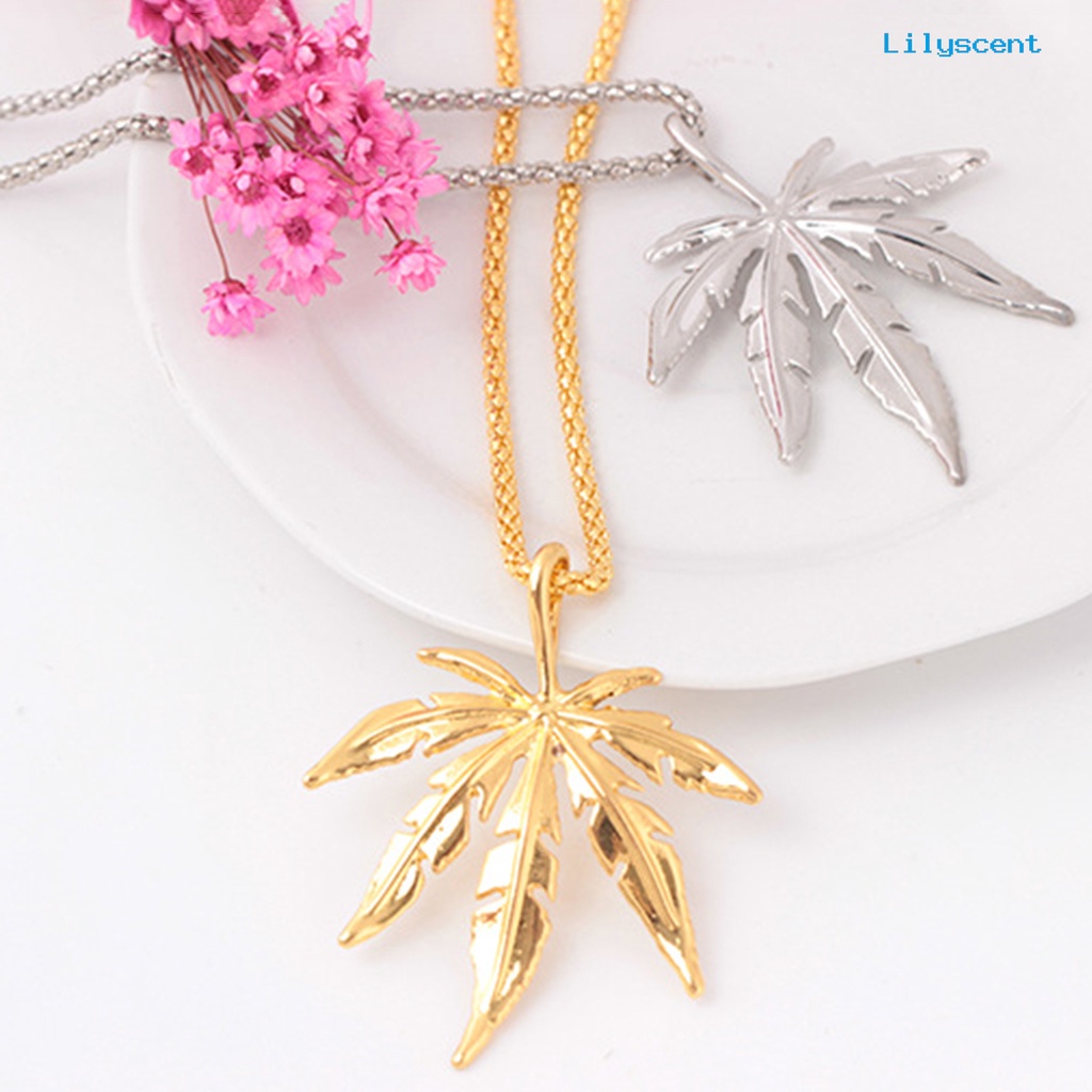 [LS]Chain Liontin Daun Maple Pengerjaan Halus Aksesori Wanita Fashion Perhiasan Kalung Untuk Kehidupan Sehari-Hari