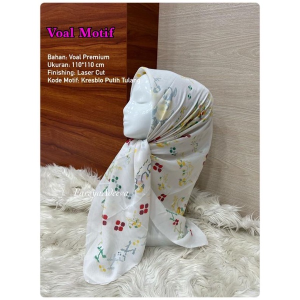 hijab denay segiempat motif kresblo warna putih tulang
