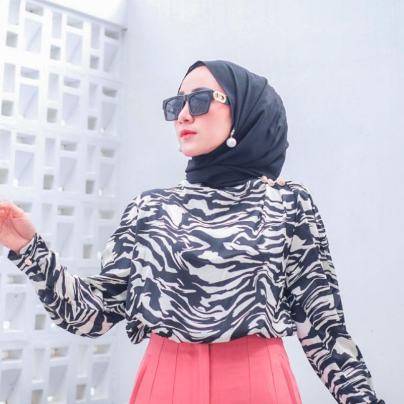 VANEZIA TOP ORI NADA GISELLA/ATASAN TOP MAHALINI ORI NADAGISELLA