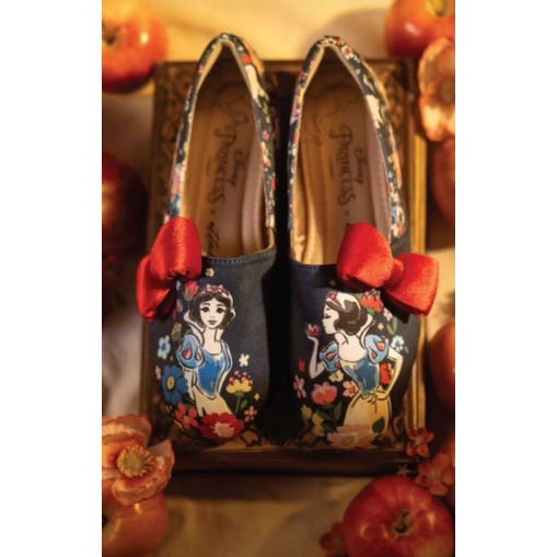 ITTAHERL X DISNEY - SNOW WHITE VOL 2 HEIGH HO SLIP ON NAVAL sz 40