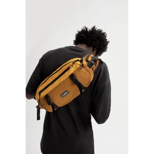Tas Converse Utility Sling Bag YELLOW Original 100% - TAS CONVERSE HIP PACK SELEMPANG WAIST BAG