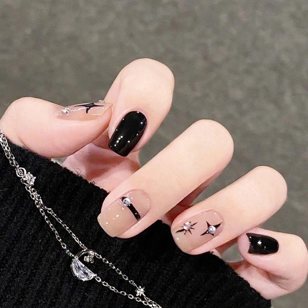 AUGUSTINA Agustinina Star Nail Stickers Ins Style Bronzing Stars Self-adhesive Hitam Putih Nail Art Dekorasi