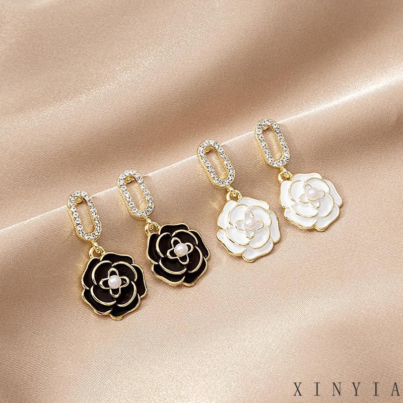 【Bayar di tempat】925 Perak Vintage Mutiara Anting Tusuk Gantung Wanita Desain Bunga Kamelia Hitam Putih Hias Berlian Imitasi Gaya Klasikelegan Untuk Pesta